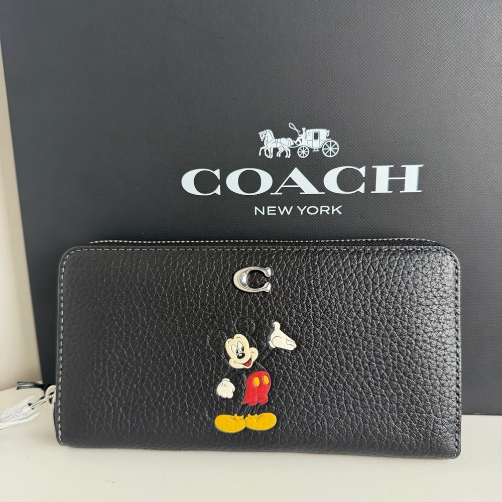 NWT Disney X Coach Essential Accordion Zip Wallet - Picture 2 of 11